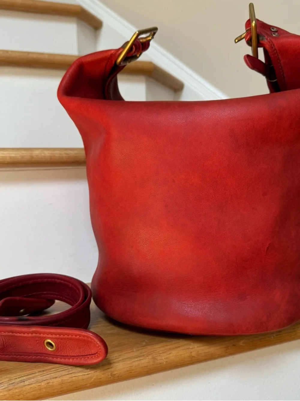 Vintage Coach Duffle Sac 9085 Red Leather Feed Sack XL Bucket Bag USA - Picture 2 of 15